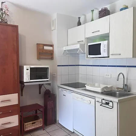 Mitoyen Cosy Avec Terrasse Et Parking A - Fr-1-812-43 아파트 *